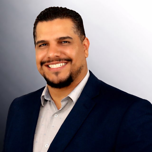 Edgar Valencia — 